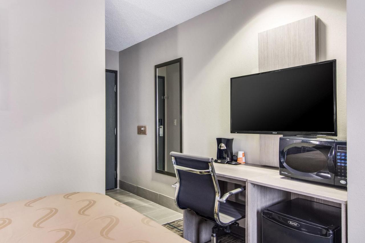 Quality Inn & Suites Grove City-Outlet Mall Ngoại thất bức ảnh