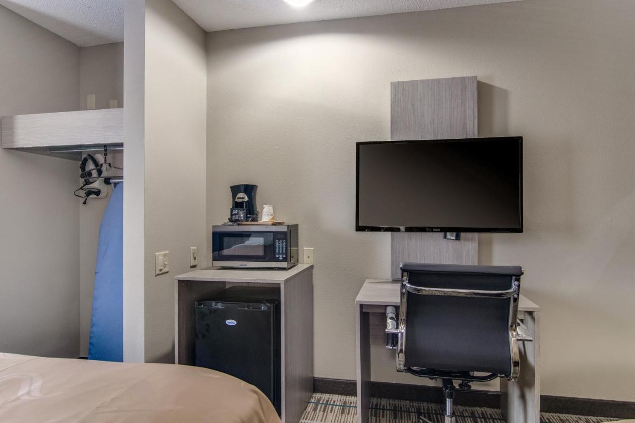 Quality Inn & Suites Grove City-Outlet Mall Ngoại thất bức ảnh