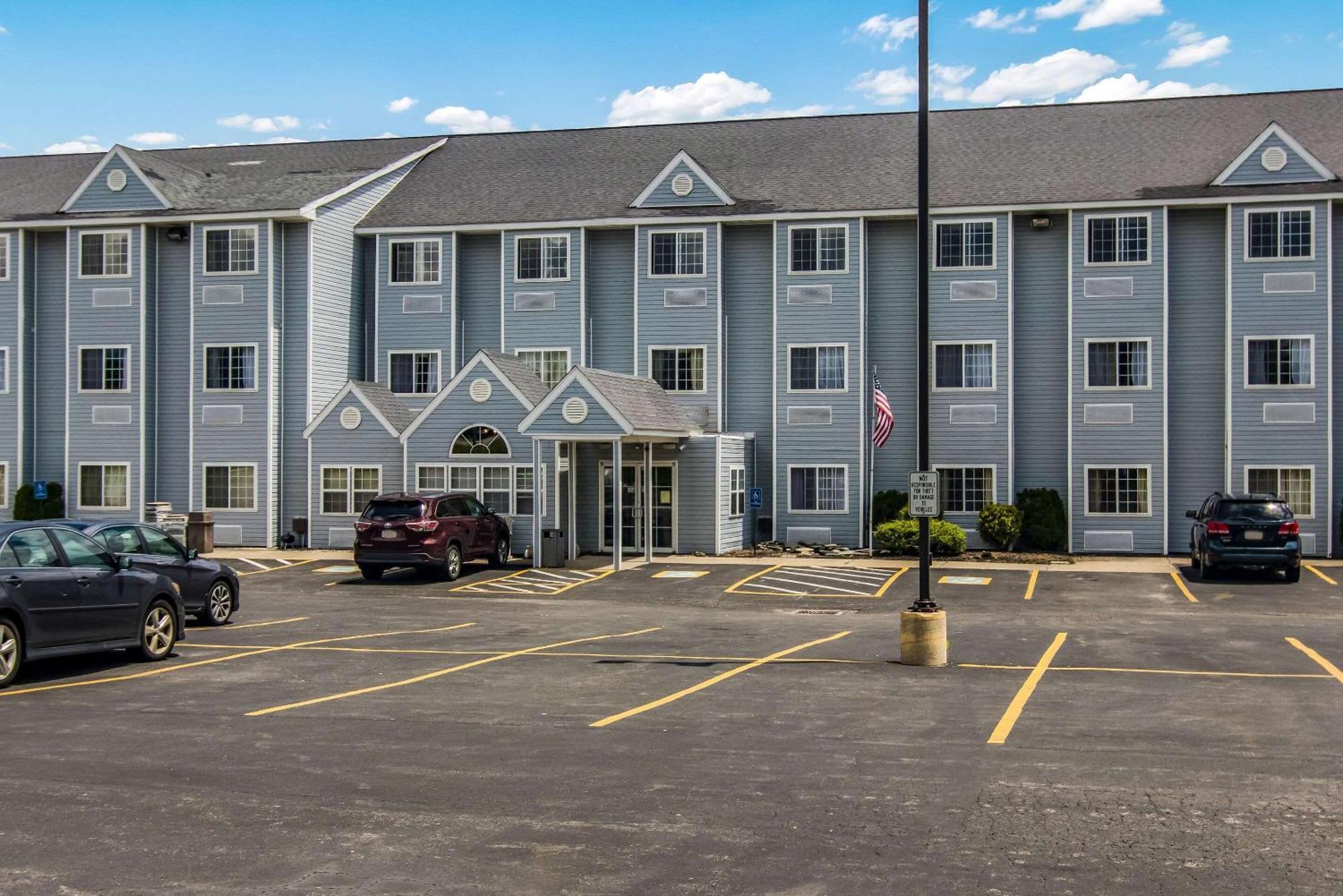 Quality Inn & Suites Grove City-Outlet Mall Ngoại thất bức ảnh