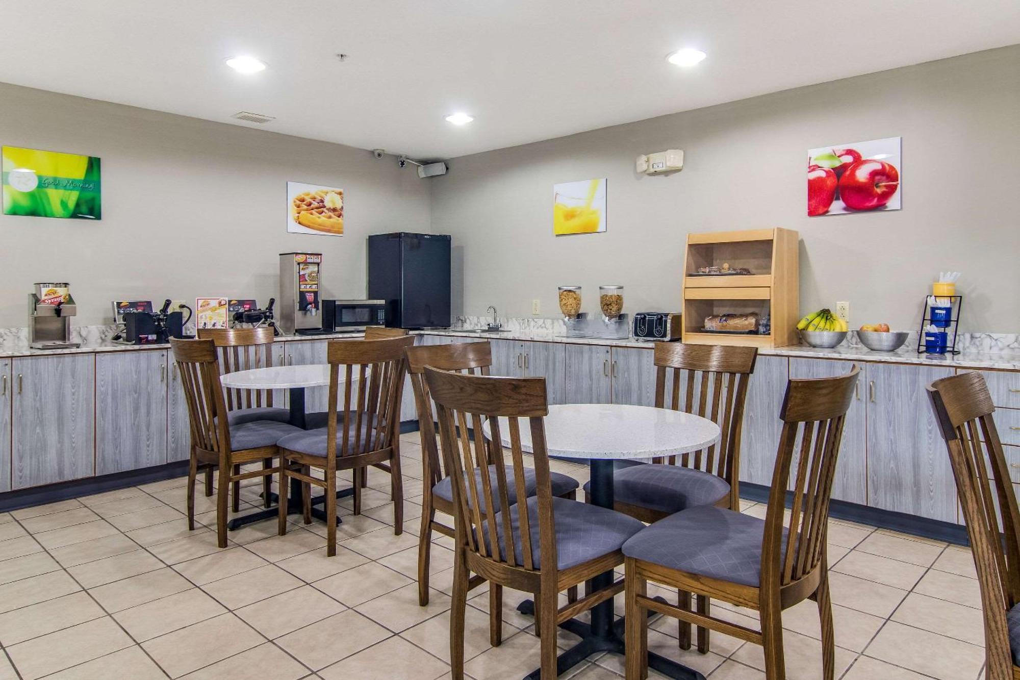 Quality Inn & Suites Grove City-Outlet Mall Ngoại thất bức ảnh