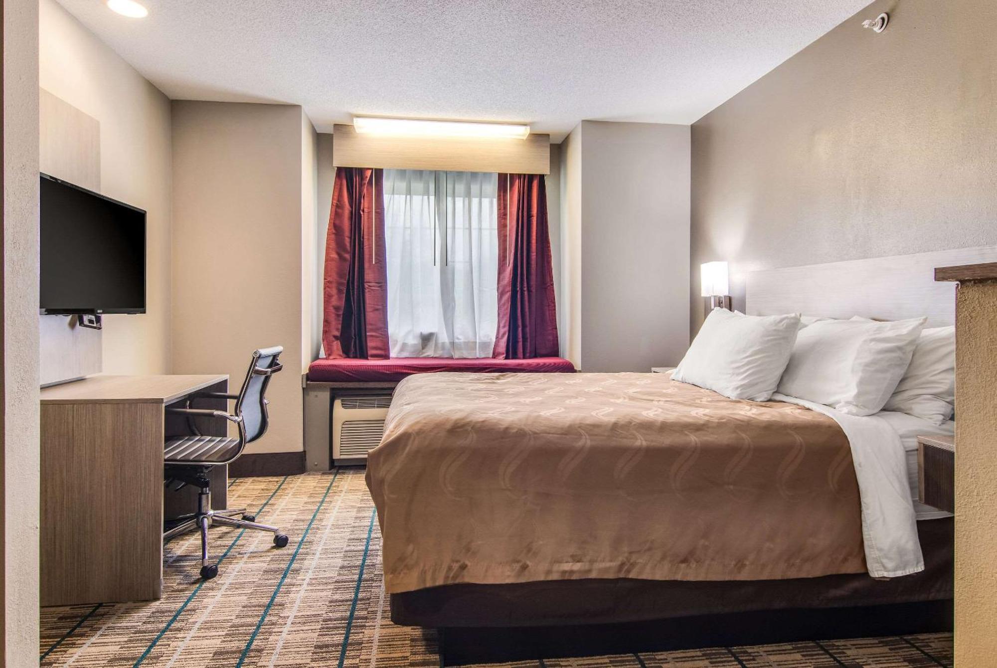 Quality Inn & Suites Grove City-Outlet Mall Ngoại thất bức ảnh
